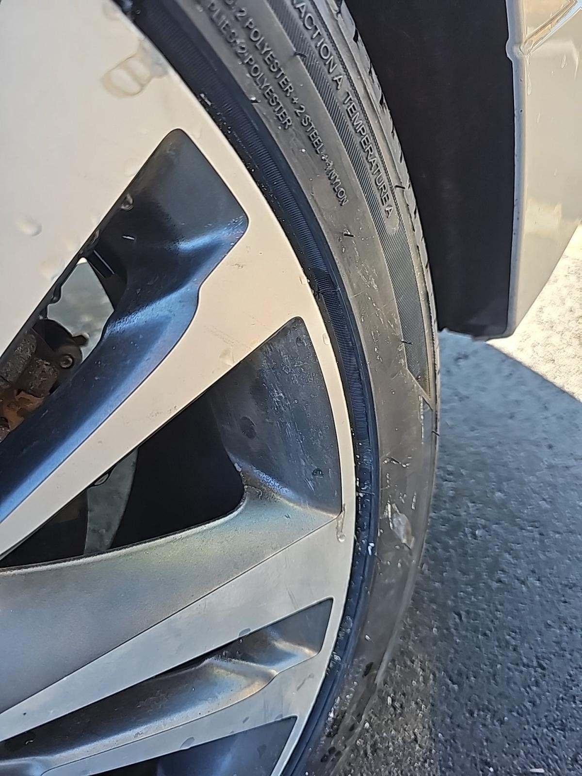 2020 Lincoln MKZ Hybrid Reserve FWD