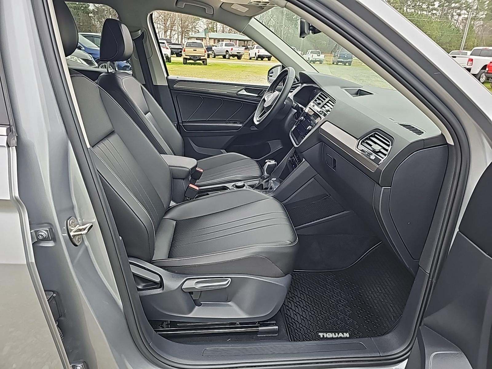 2022 Volkswagen Tiguan 2.0T SE AWD