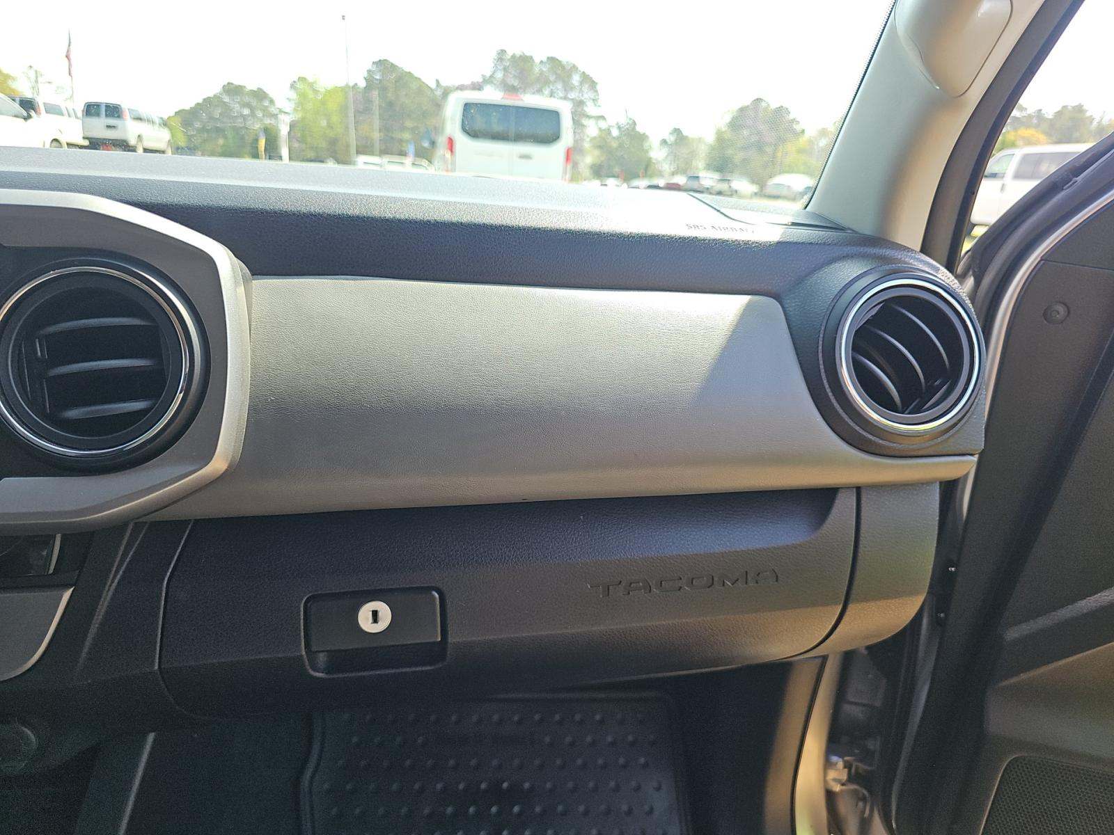 2016 Toyota Tacoma SR5 AWD