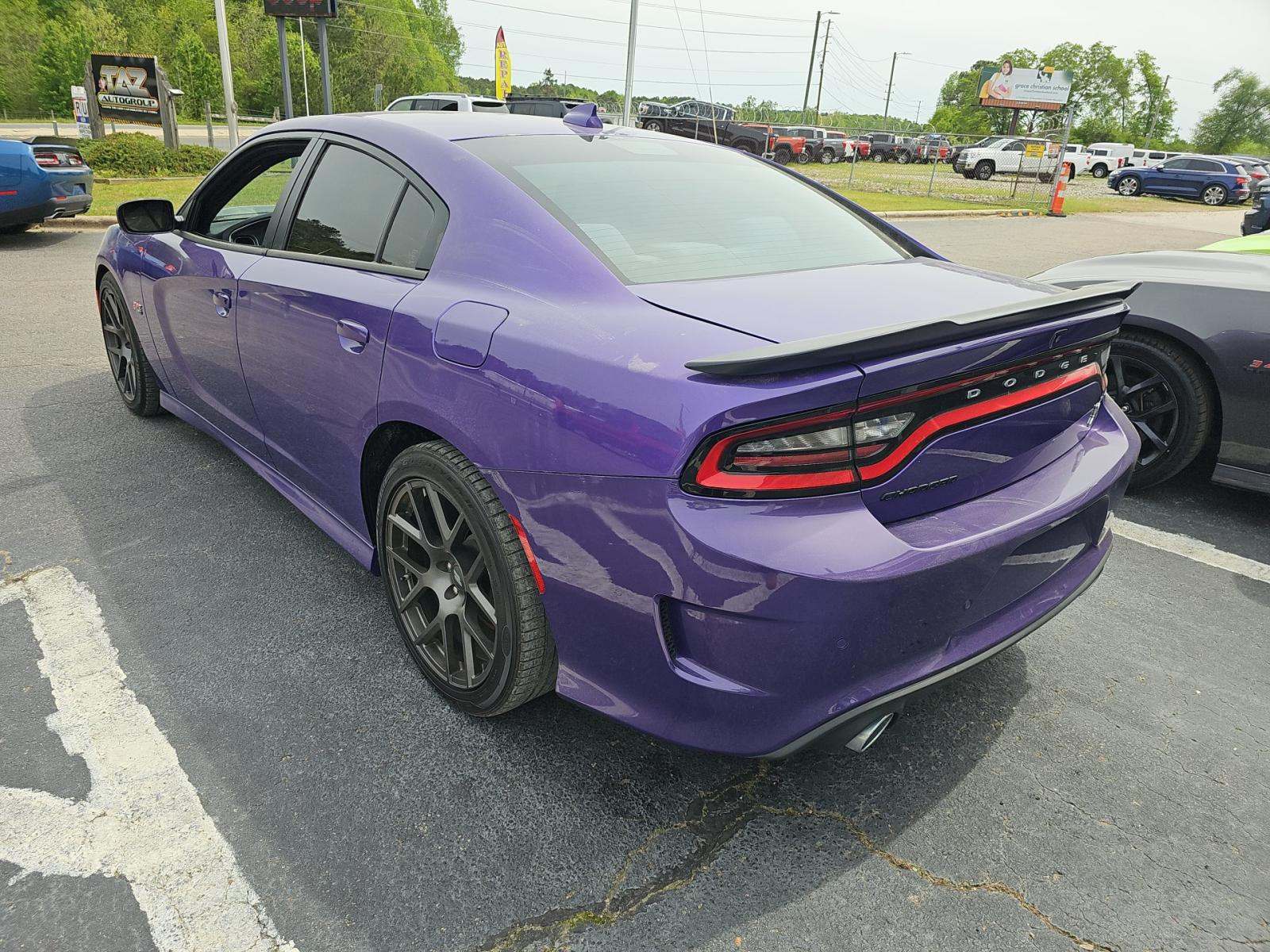 DODGE CHALLENGER - 2