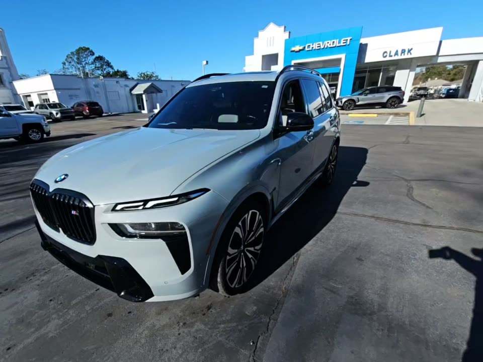 2024 BMW X7 M60i AWD