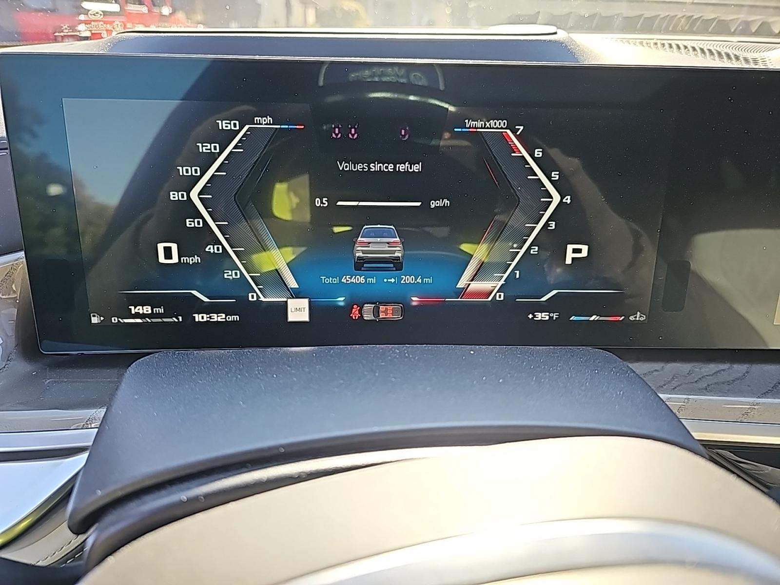 2024 BMW X7 M60i AWD