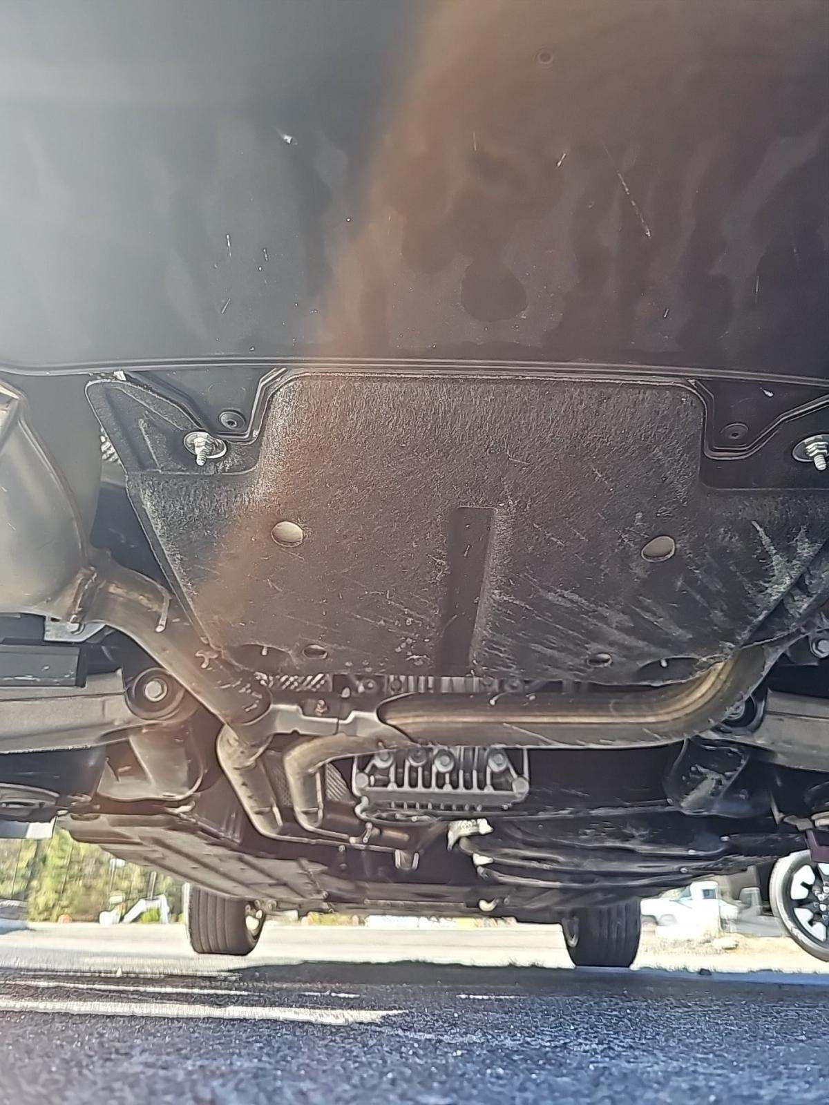 2022 Porsche Macan Base AWD