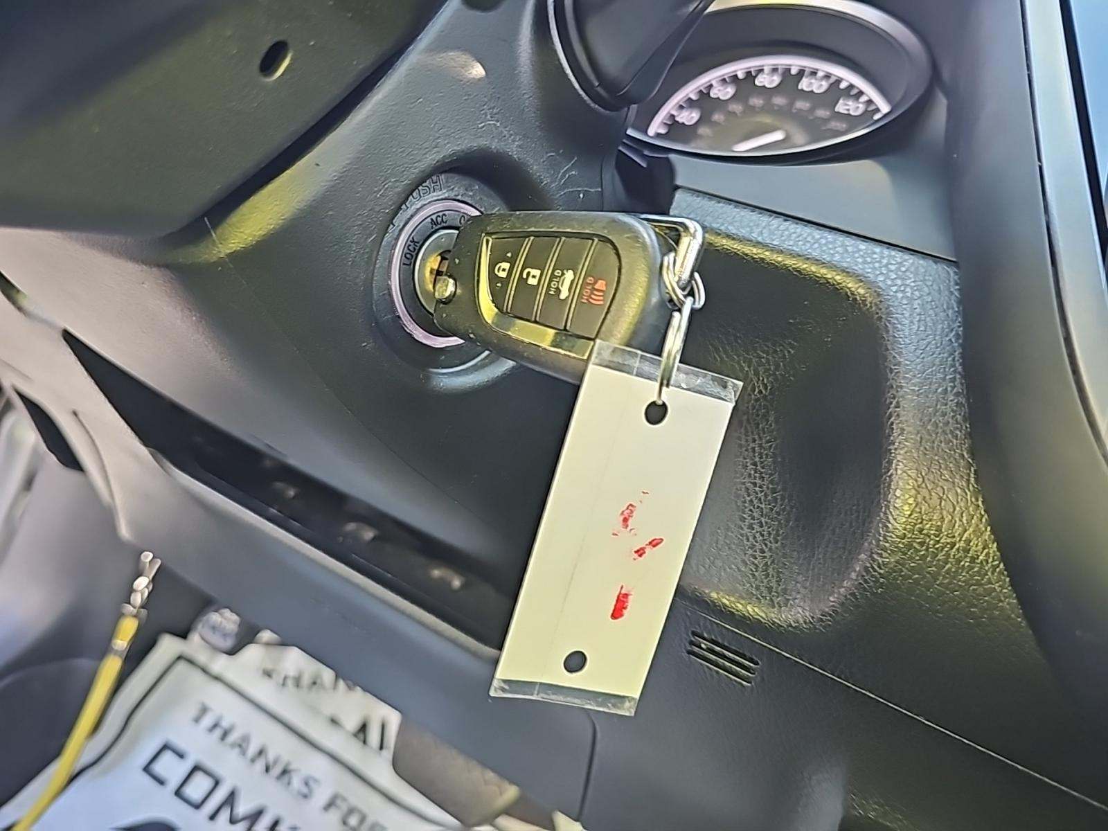 2024 Toyota Camry SE FWD