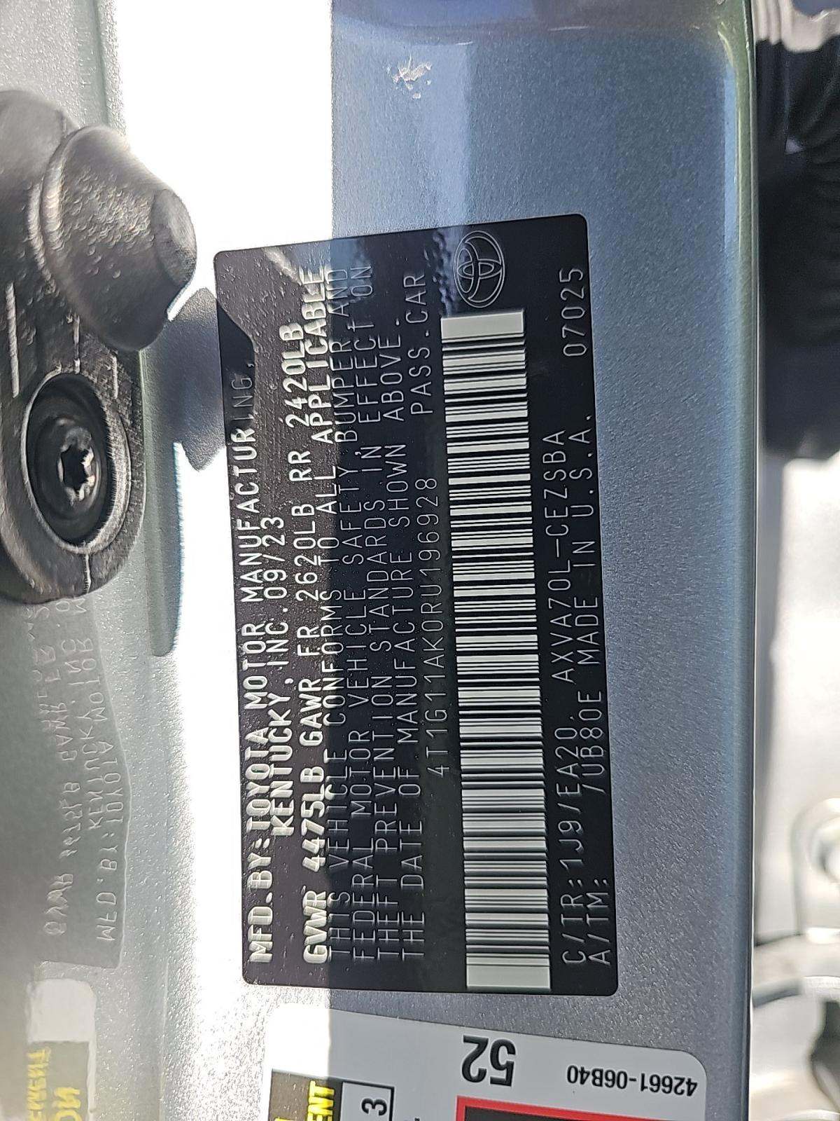 2024 Toyota Camry SE FWD