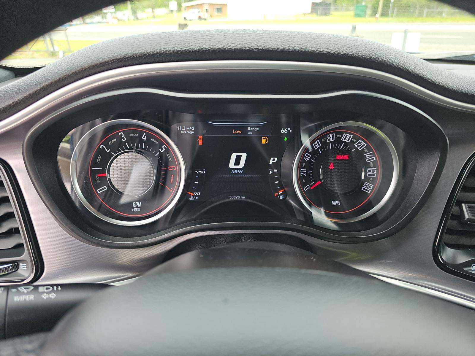 DODGE CHALLENGER - 9