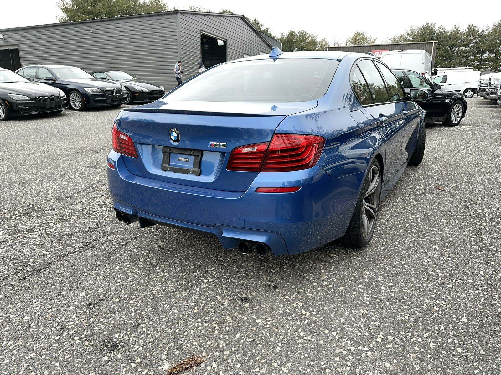 2016 BMW M5 Base RWD