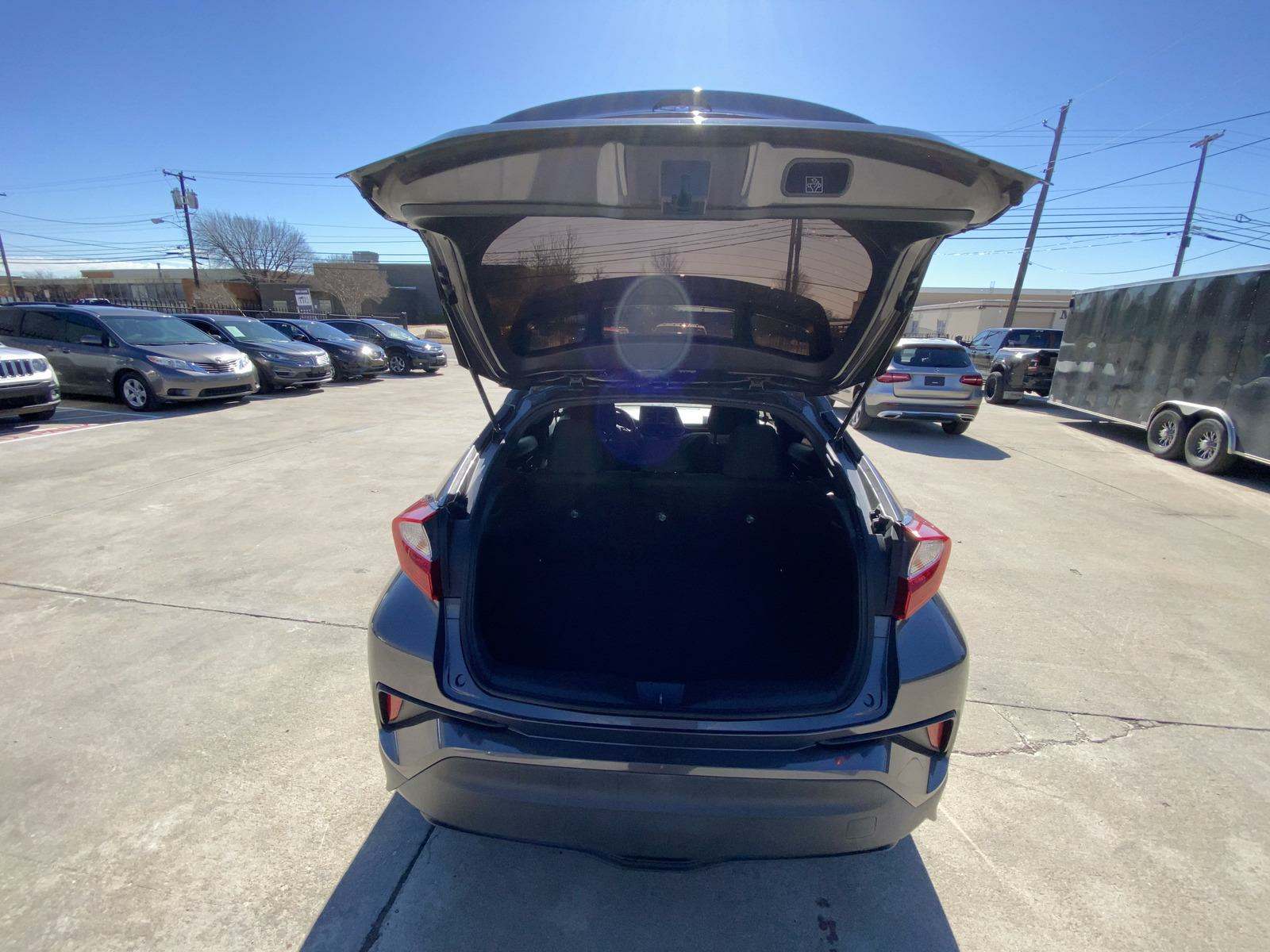 2019 Toyota C-HR LE FWD