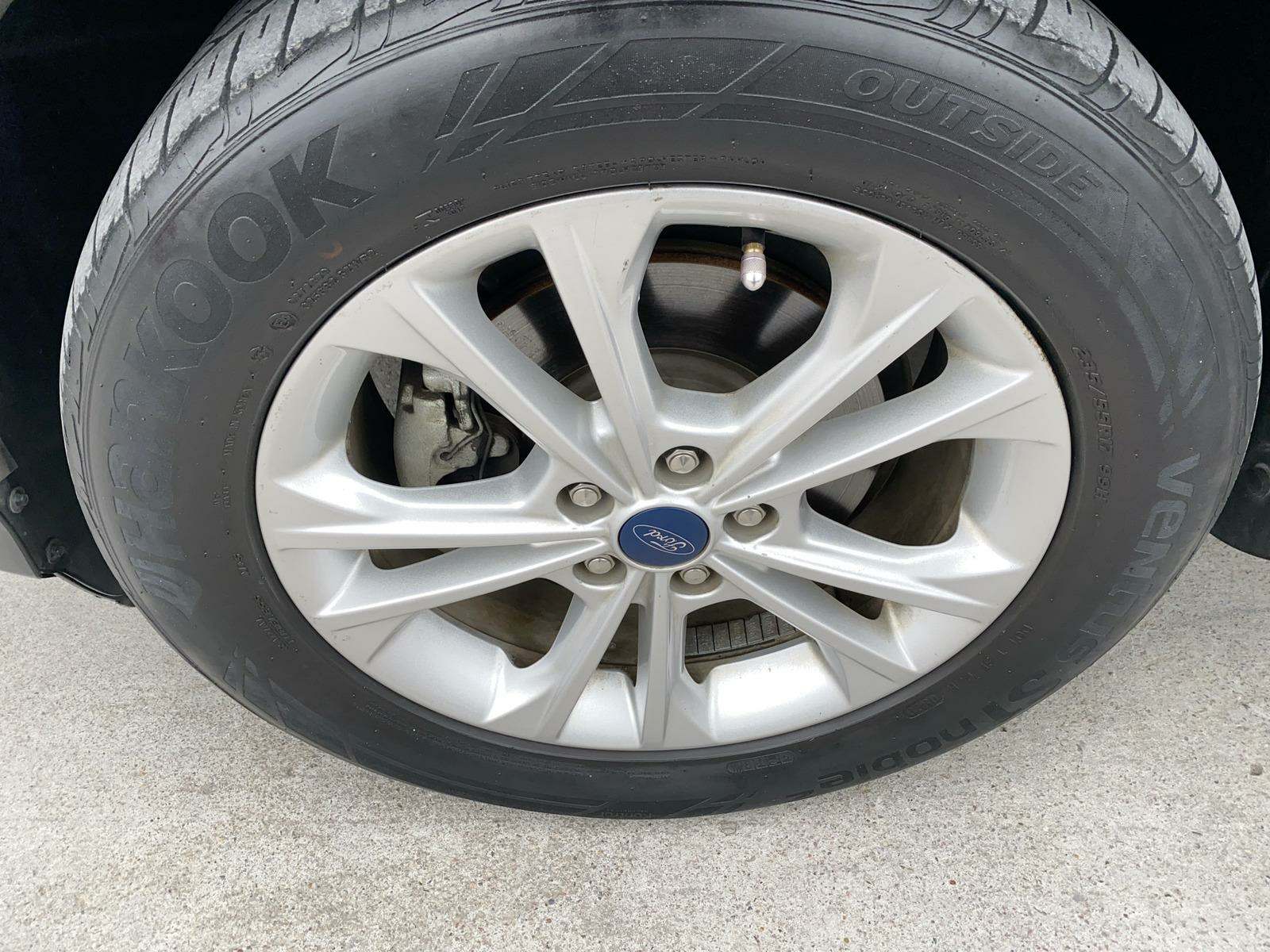 2019 Ford Escape SE FWD