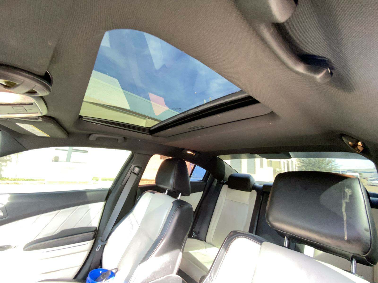 2015 Dodge Charger RT RWD