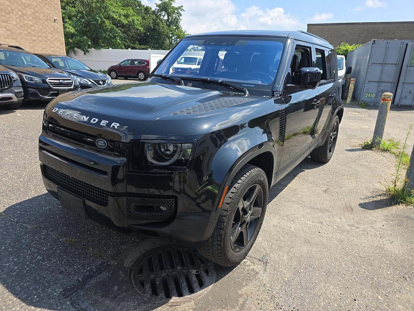 2022 Land Rover Defender 110 SE AWD