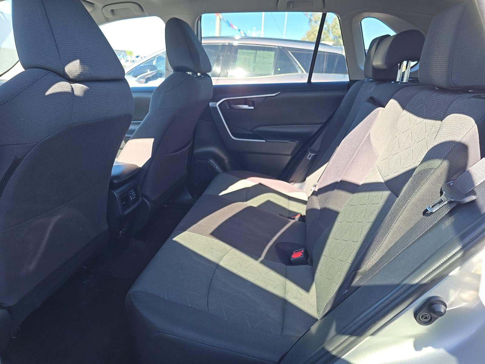 2023 Toyota RAV4 XLE FWD