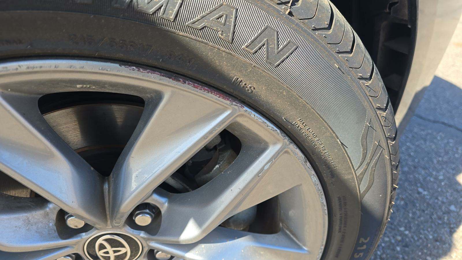 2022 Toyota Avalon XLE FWD