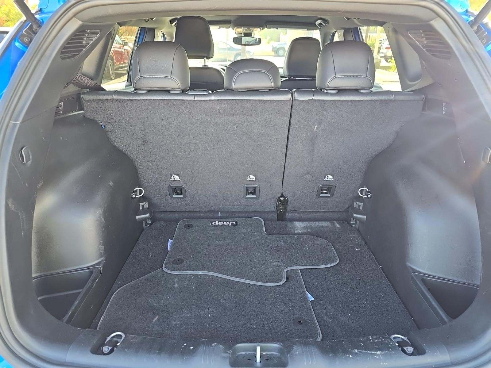 2025 Jeep Compass Latitude AWD