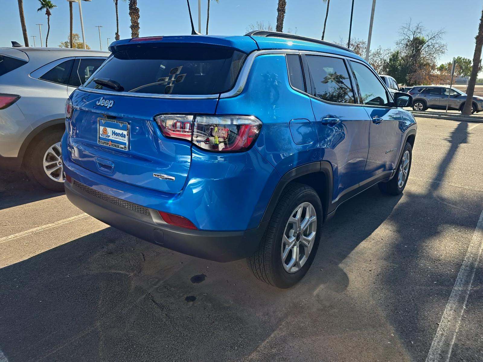 2025 Jeep Compass Latitude AWD