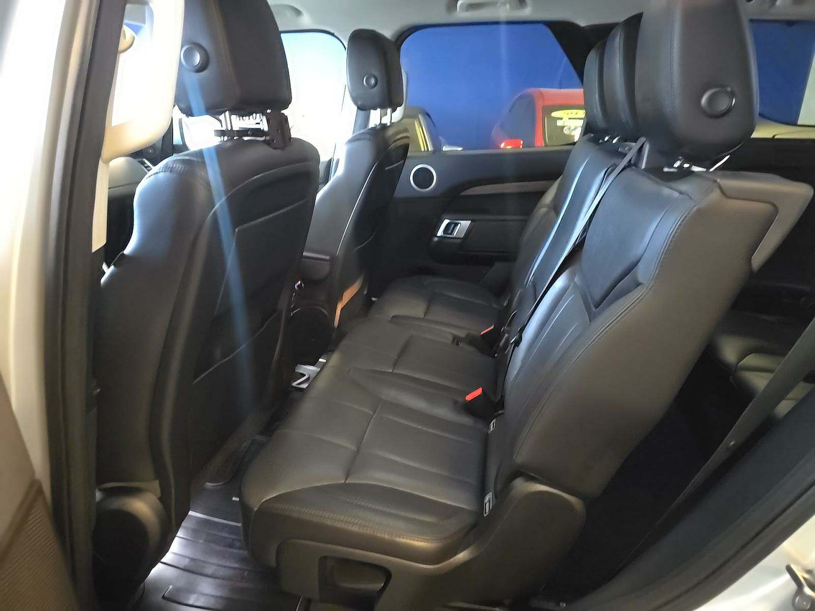 2017 Land Rover Discovery HSE AWD