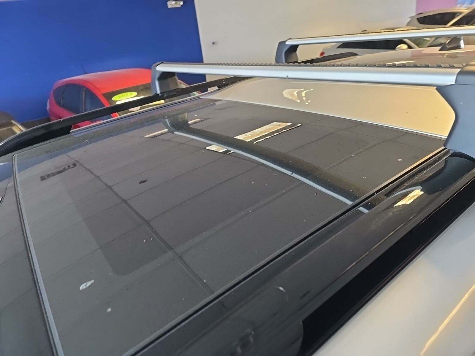 2017 Land Rover Discovery HSE AWD