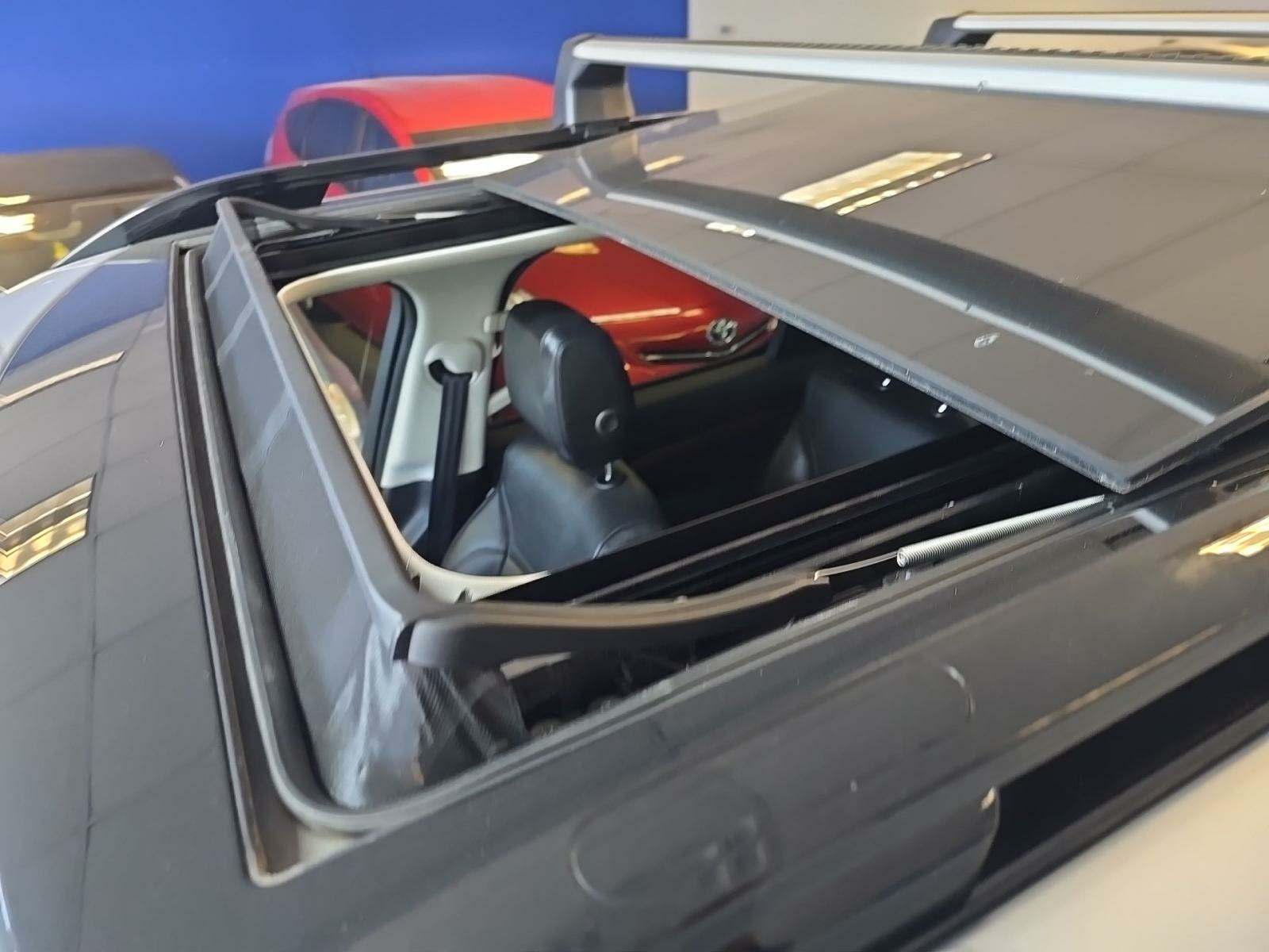 2017 Land Rover Discovery HSE AWD