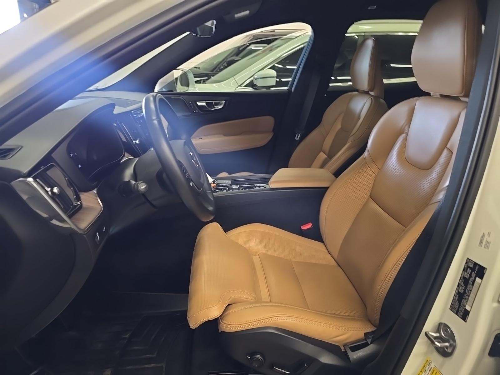 2022 Volvo XC60 B5 Inscription AWD