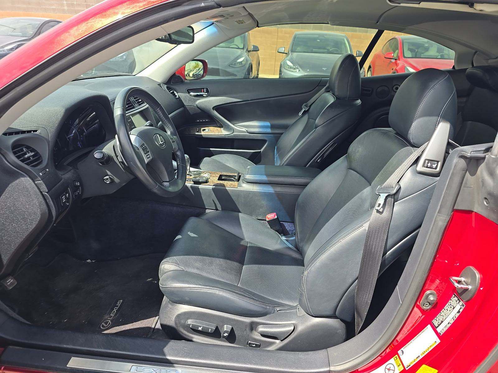 2013 Lexus IS IS 250C RWD