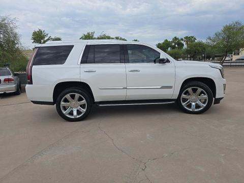 2016 Cadillac Escalade Luxury AWD