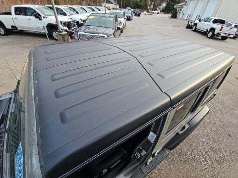 JEEP UNLIMITED SPORT ALTITUDE EDITION - 8