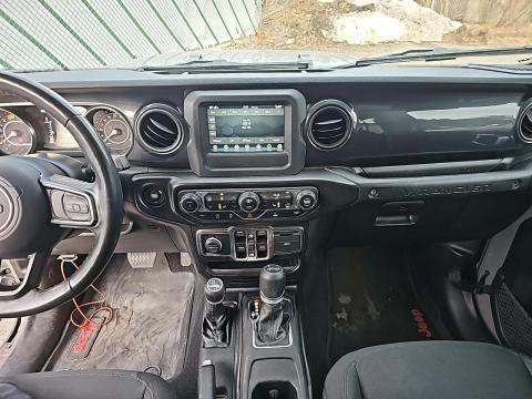 JEEP UNLIMITED SPORT ALTITUDE EDITION - 6