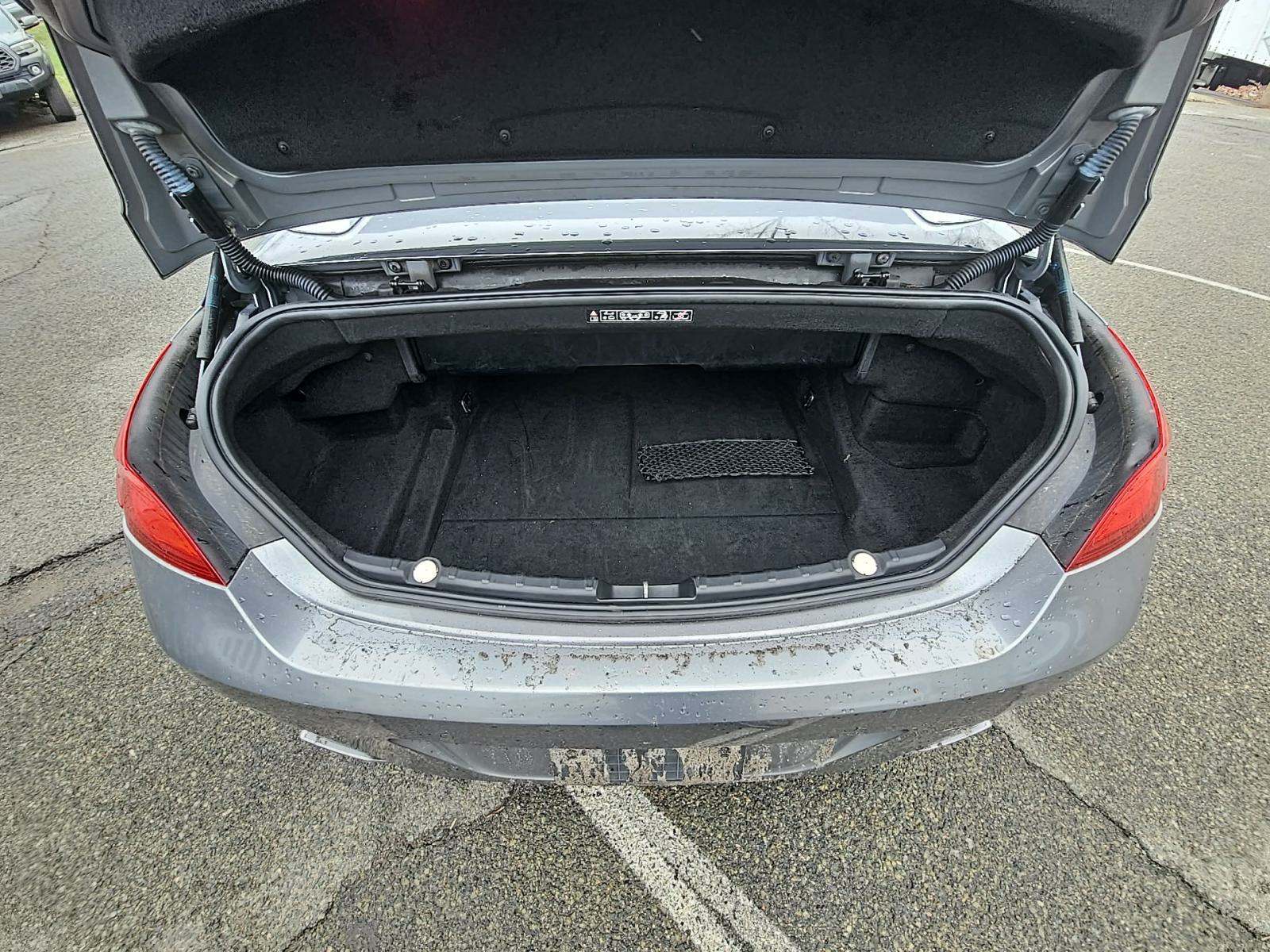 2012 BMW 6 Series 650i RWD