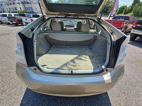 2011 Toyota Prius Two FWD