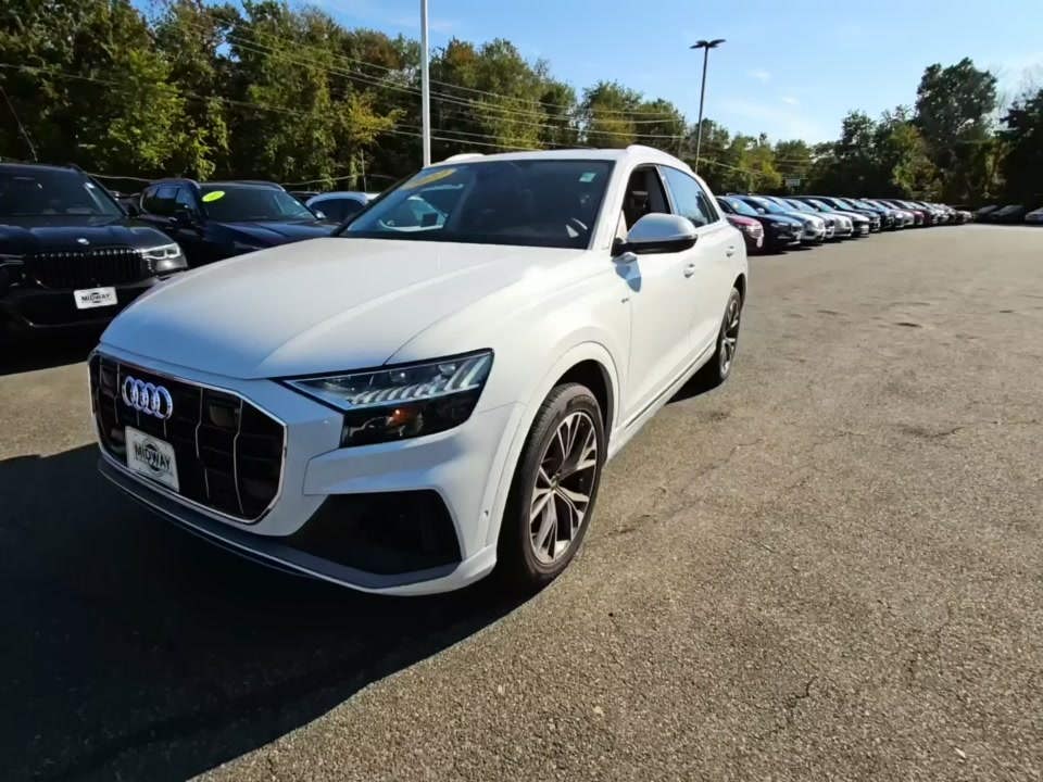 2023 Audi Q8 Premium Plus
