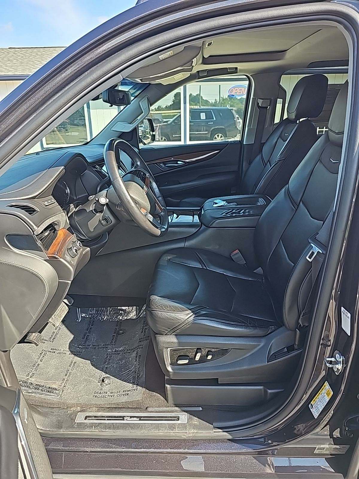 2018 Cadillac Escalade Luxury AWD