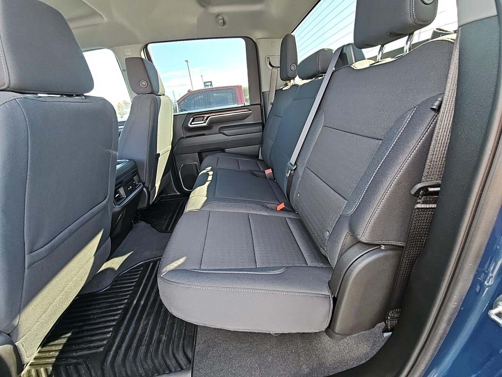 2025 Chevrolet Silverado 3500HD LT AWD