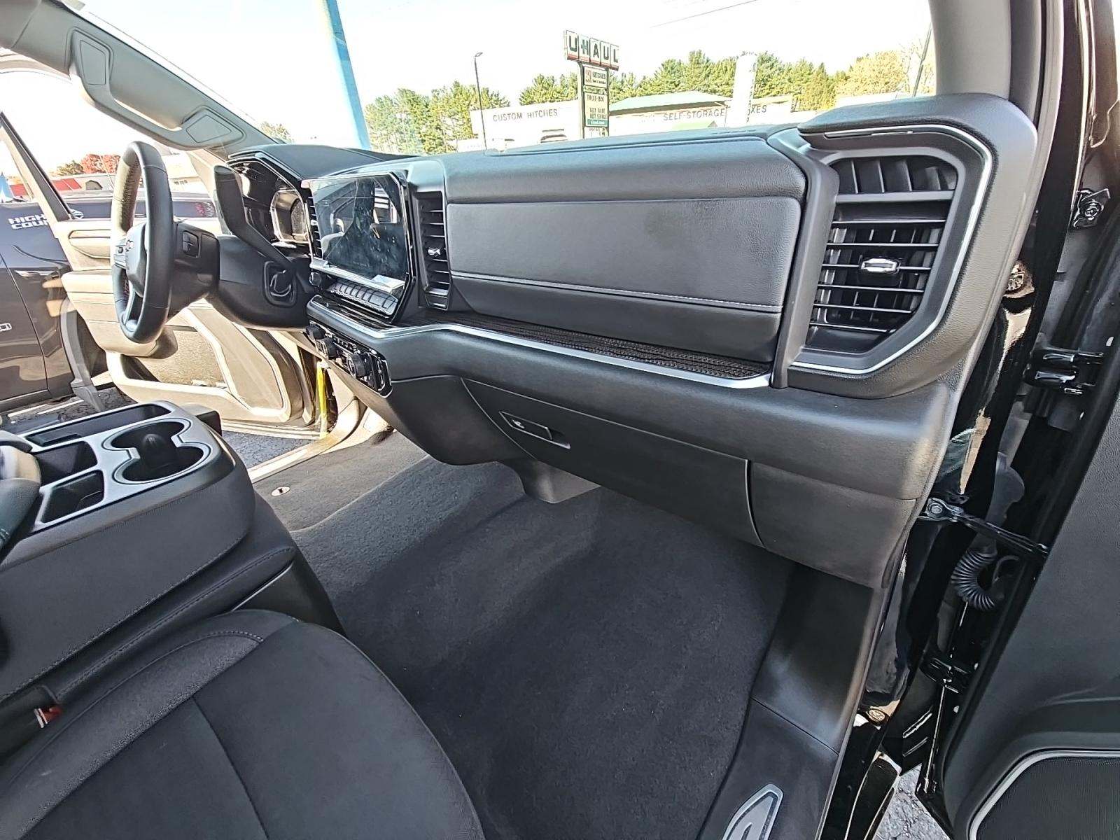 2025 Chevrolet Silverado 3500HD LT AWD