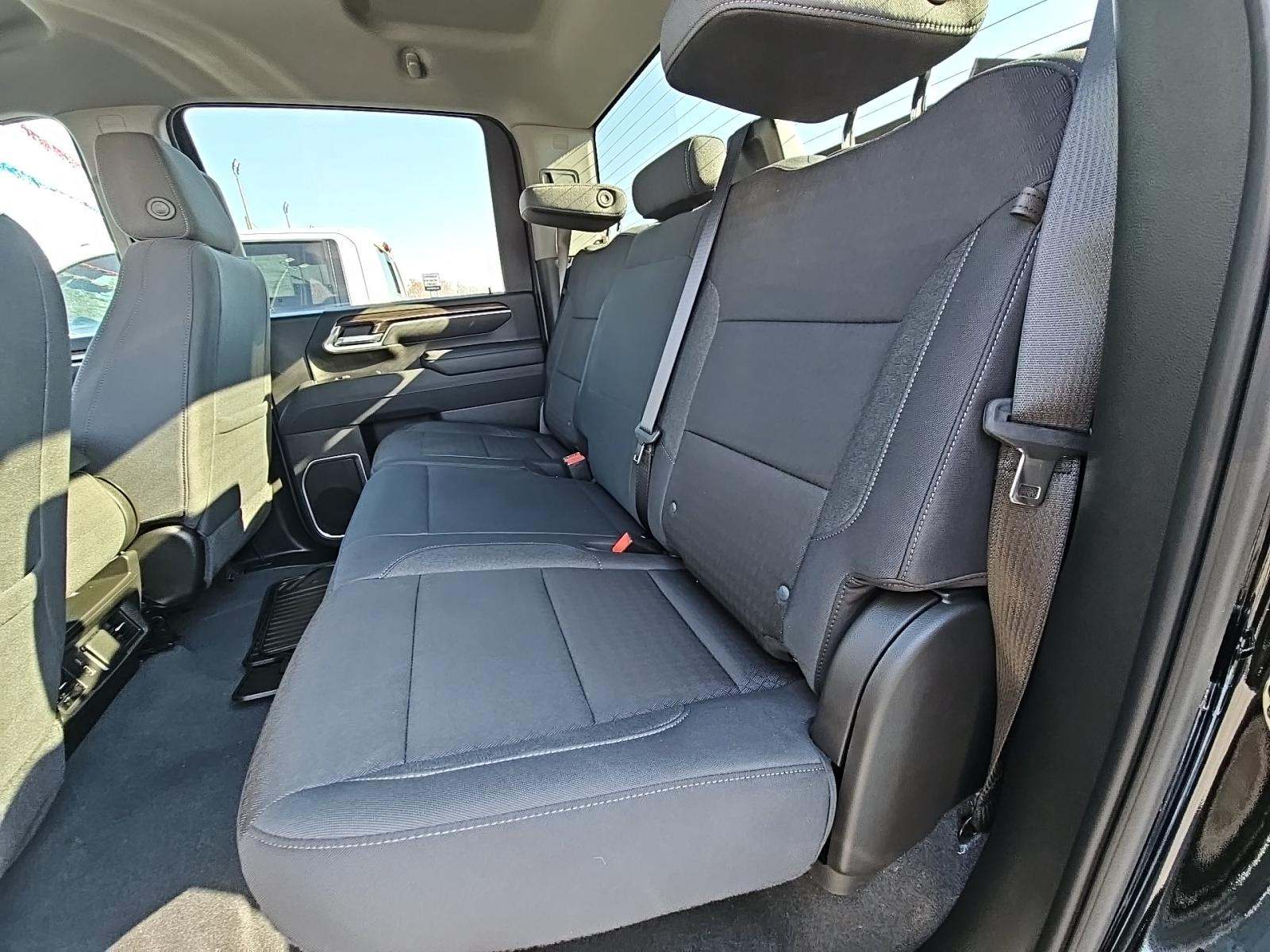 2025 Chevrolet Silverado 3500HD LT AWD