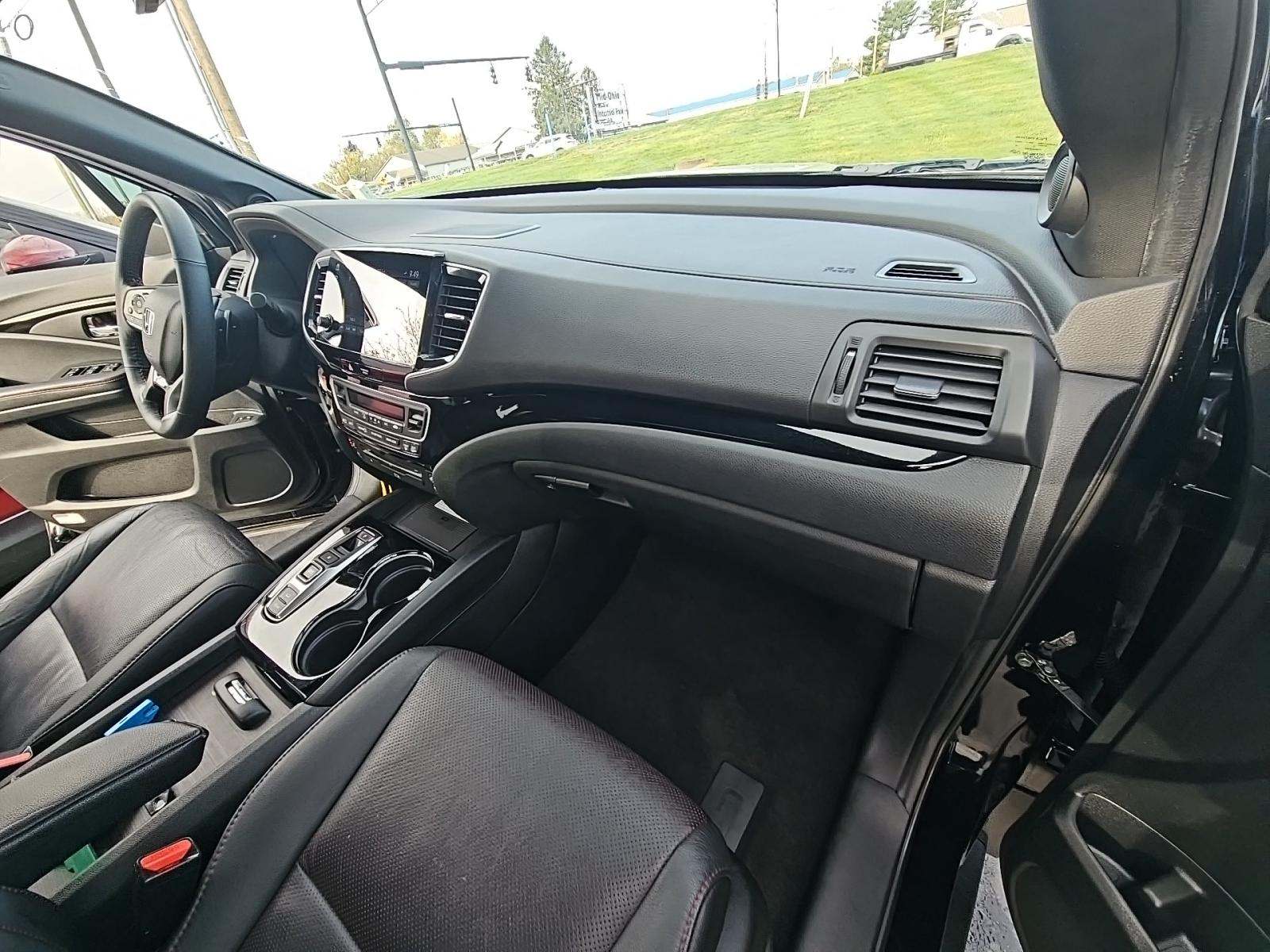 2022 Honda Pilot Black Edition AWD