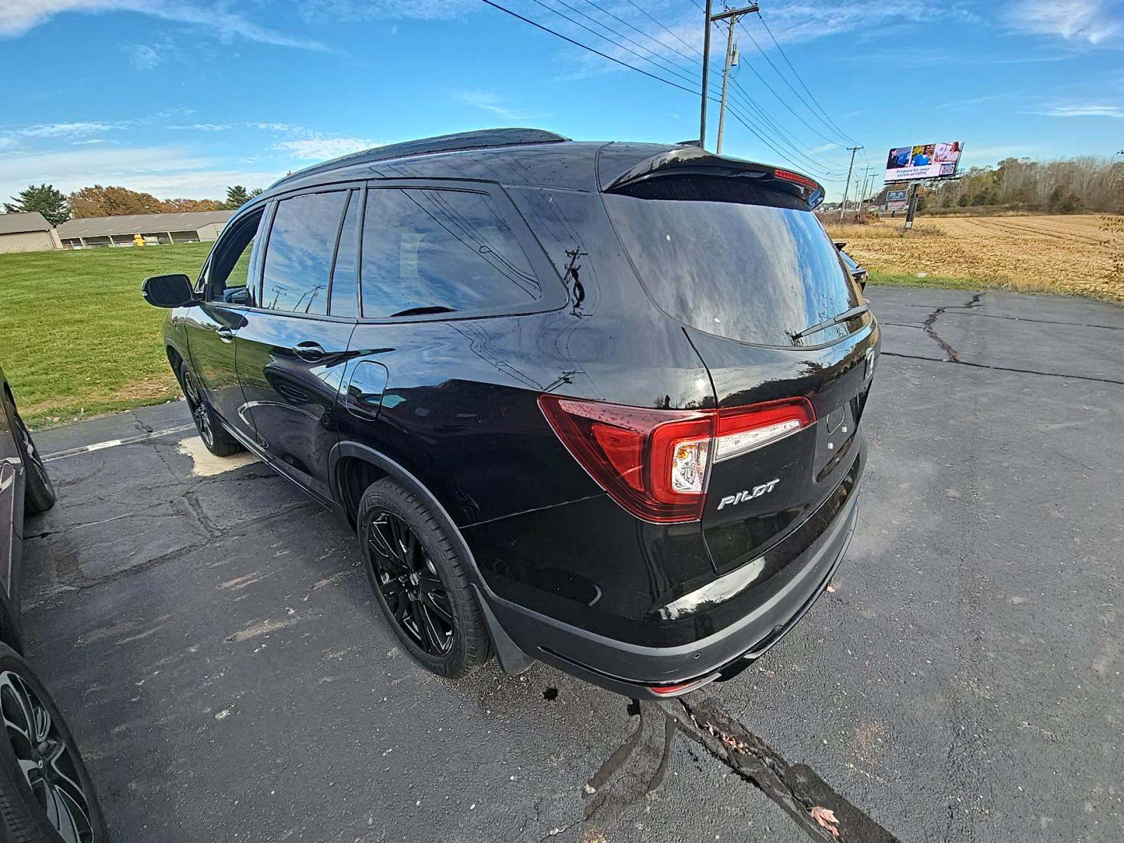 2022 Honda Pilot Black Edition AWD
