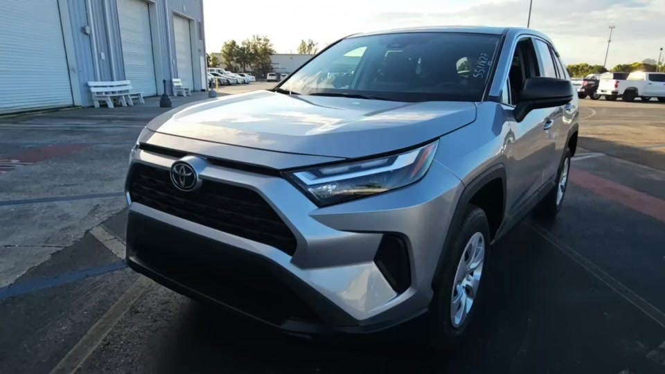 2025 Toyota RAV4 LE