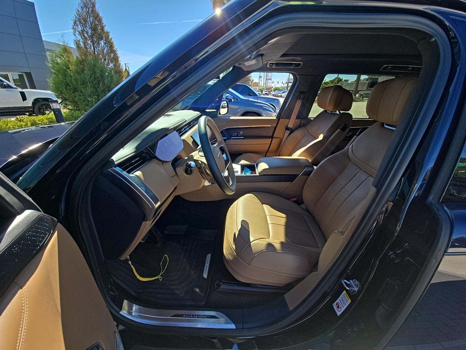 2025 Land Rover Range Rover Autobiography LWB AWD