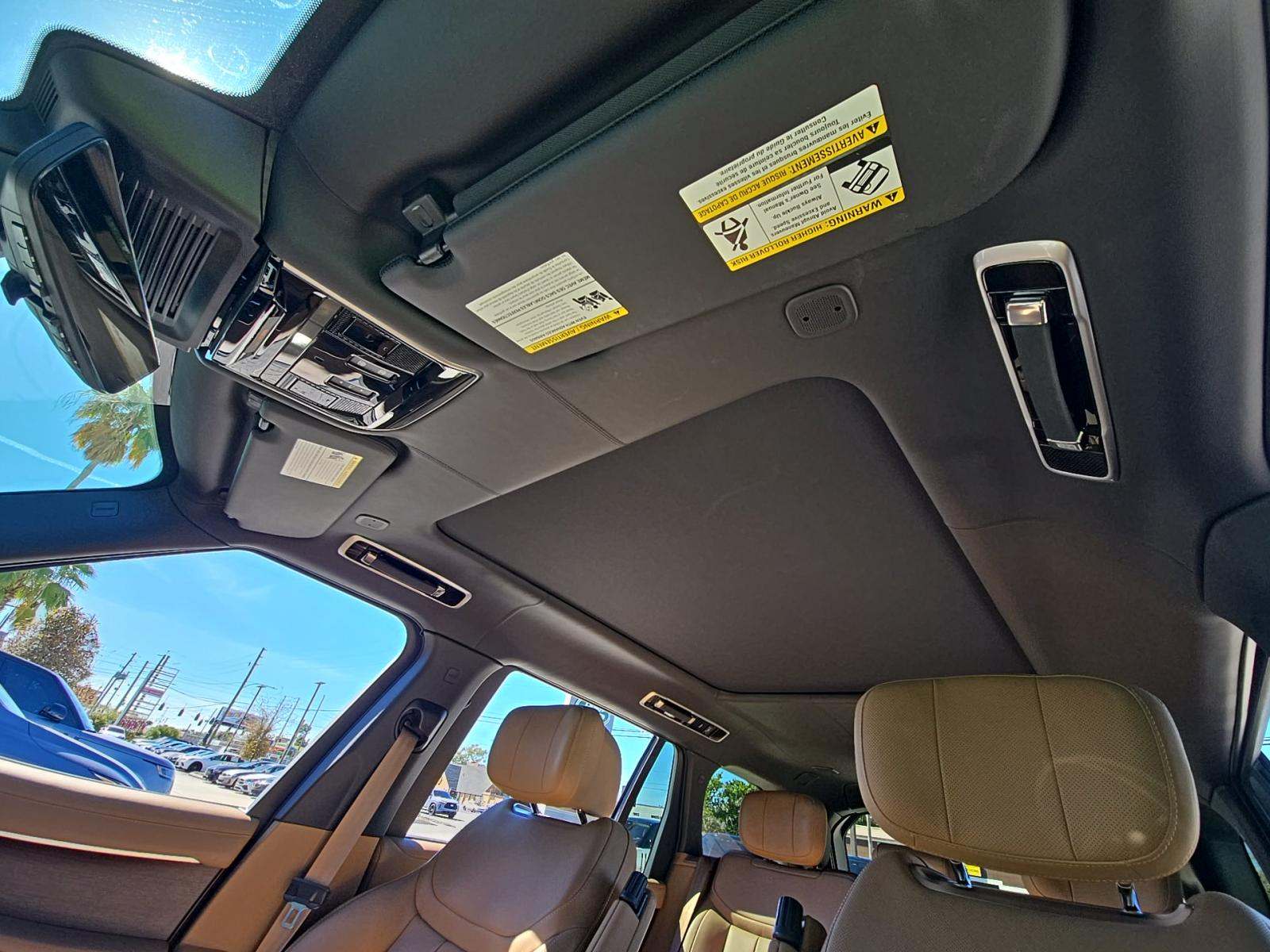 2025 Land Rover Range Rover Autobiography LWB AWD