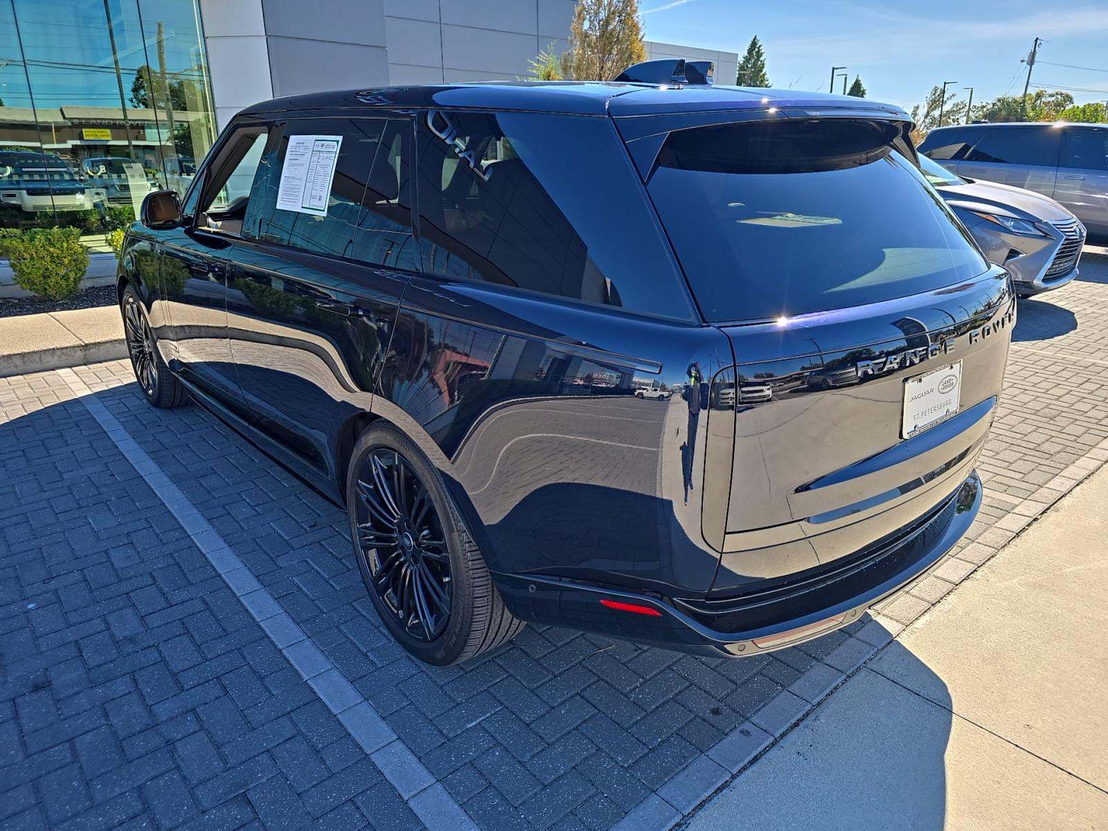 2025 Land Rover Range Rover Autobiography LWB AWD