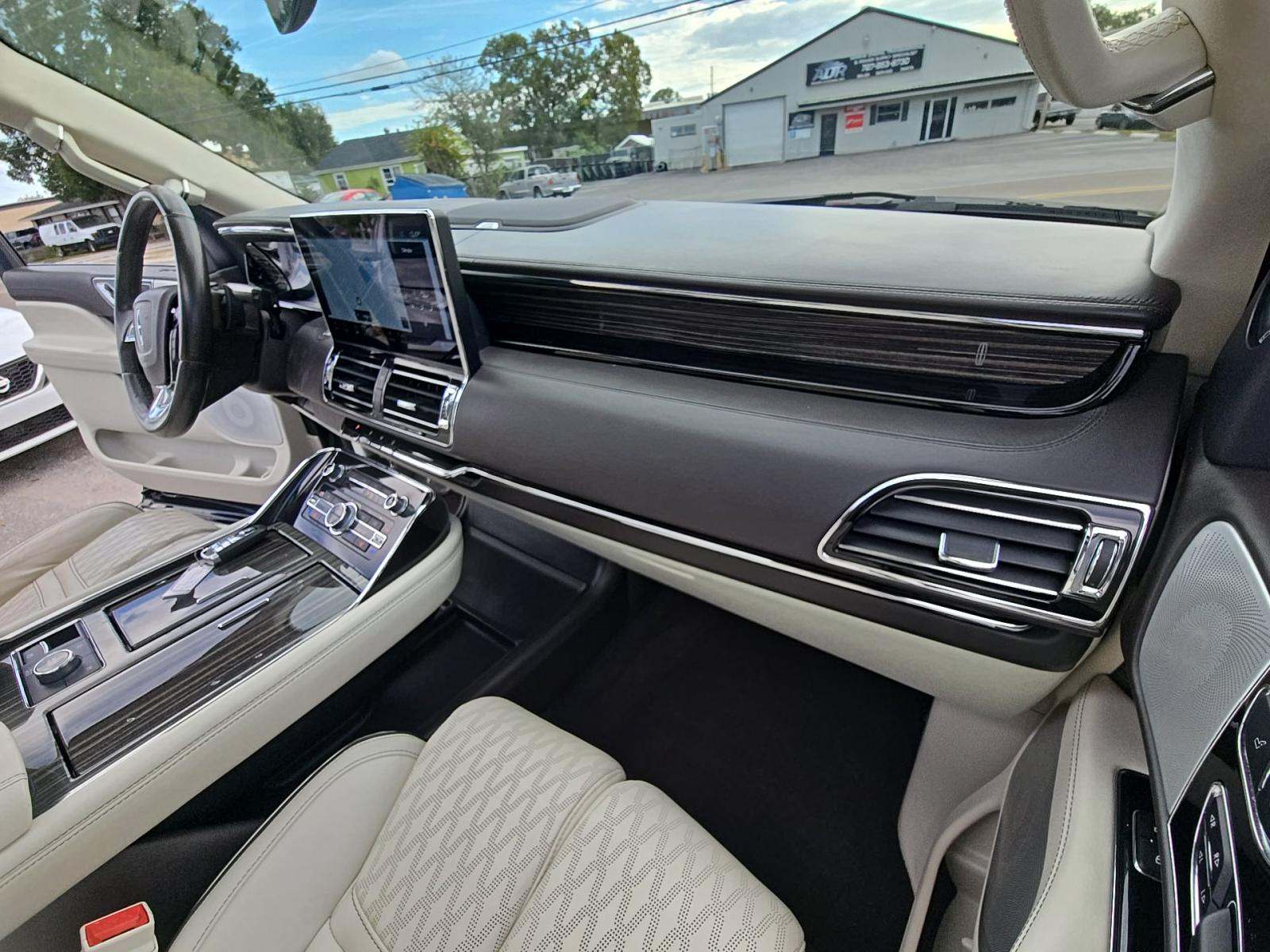 2022 Lincoln Navigator L Black Label AWD