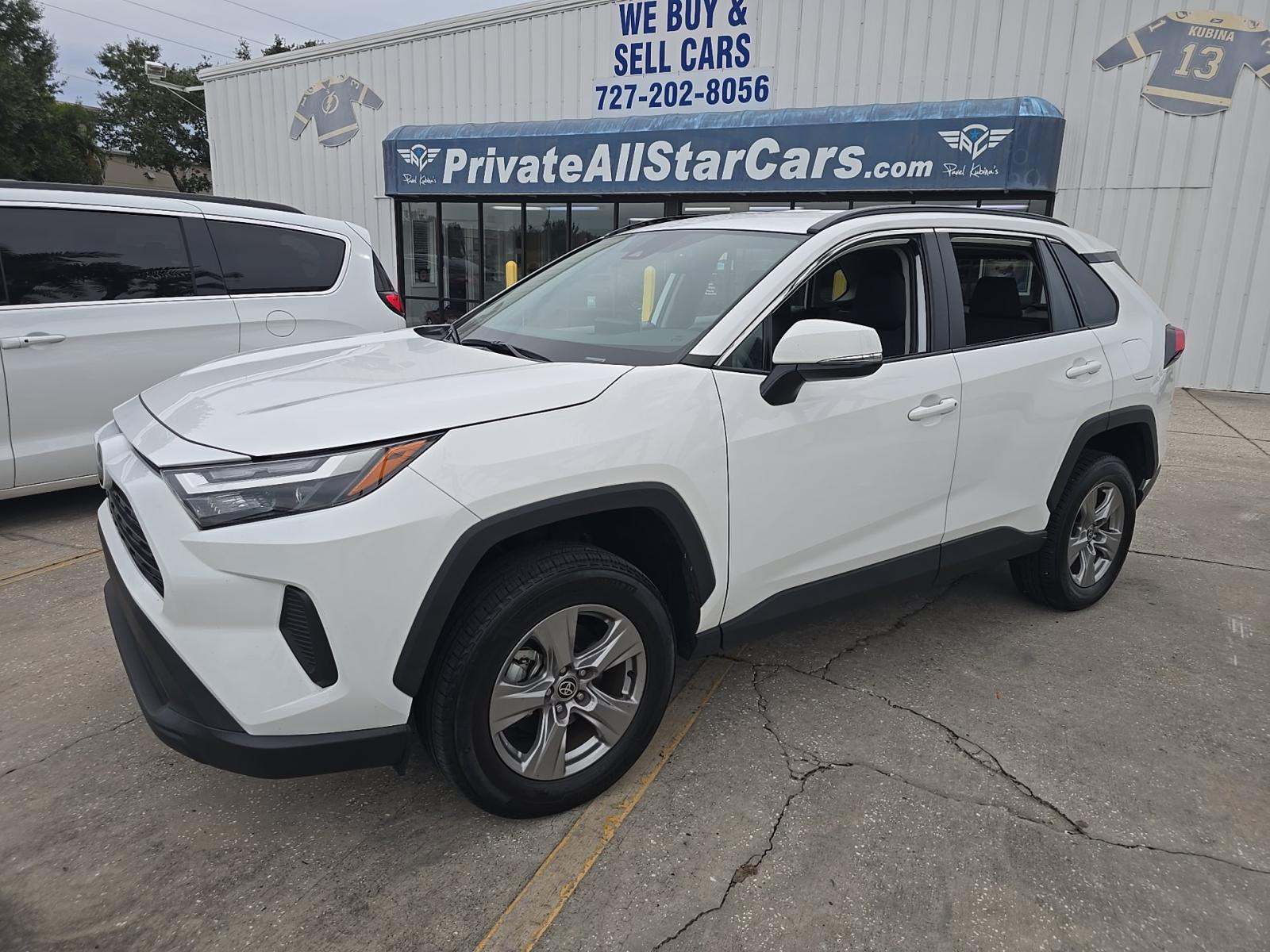 2023 Toyota RAV4 XLE FWD