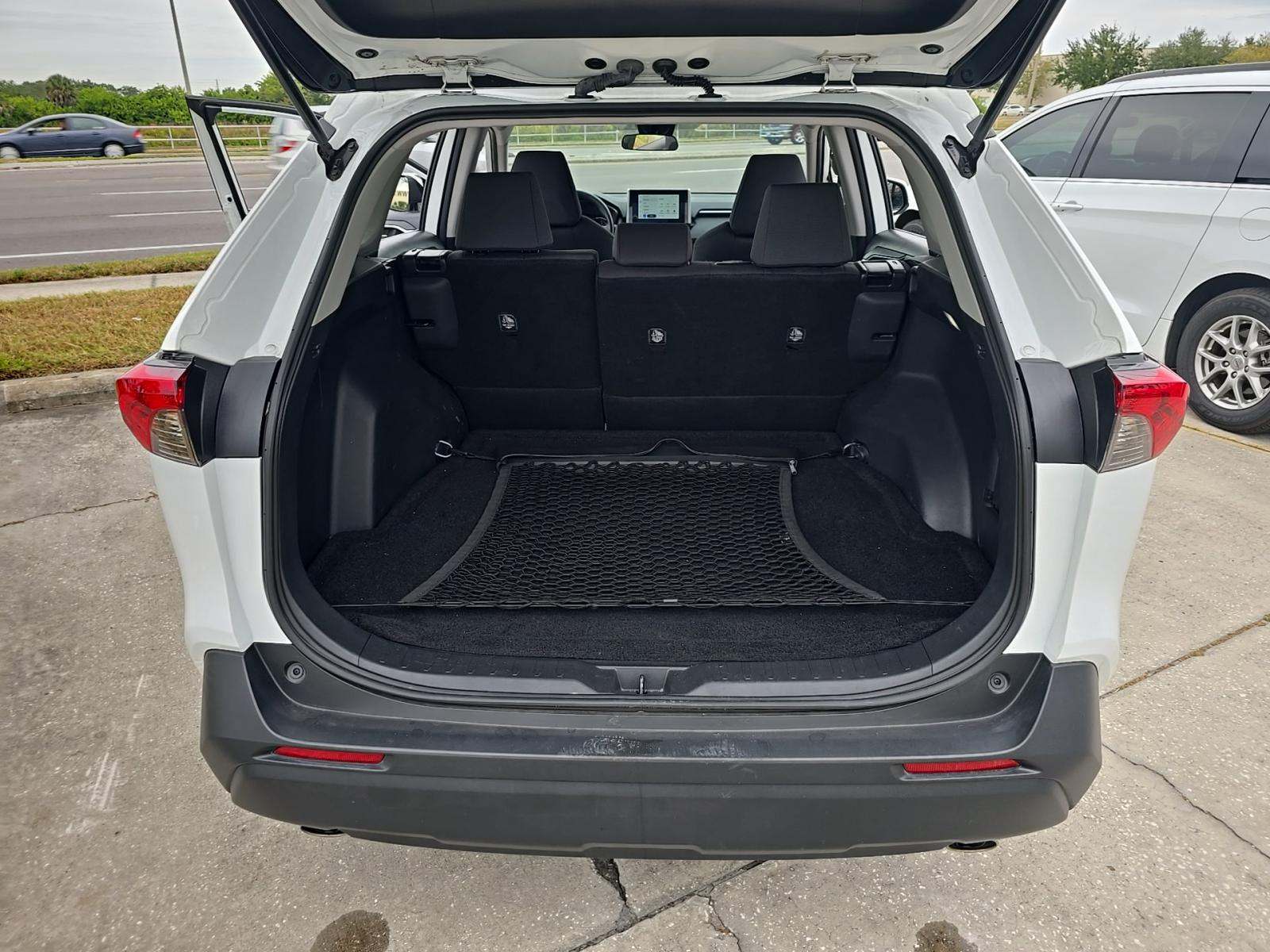 2023 Toyota RAV4 XLE FWD