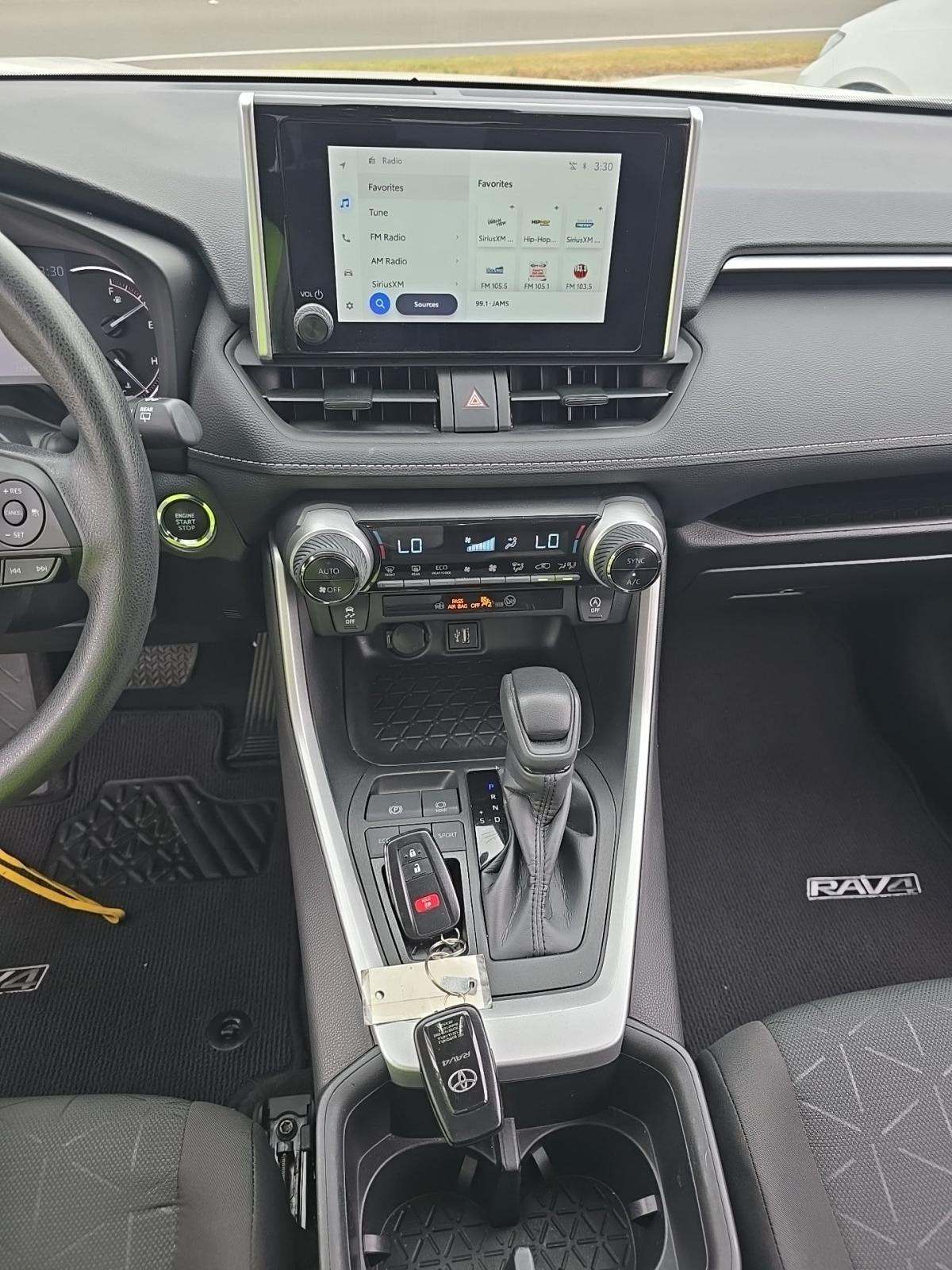 2023 Toyota RAV4 XLE FWD