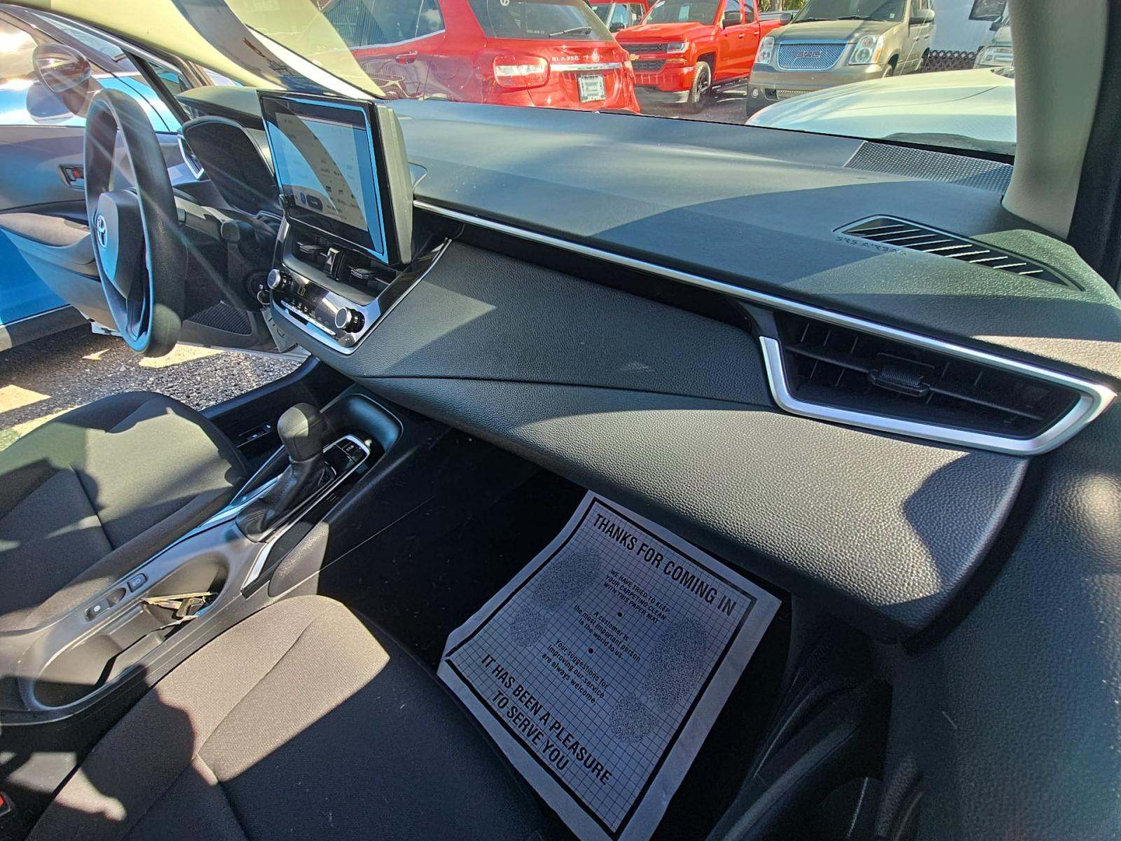 2024 Toyota Corolla LE FWD