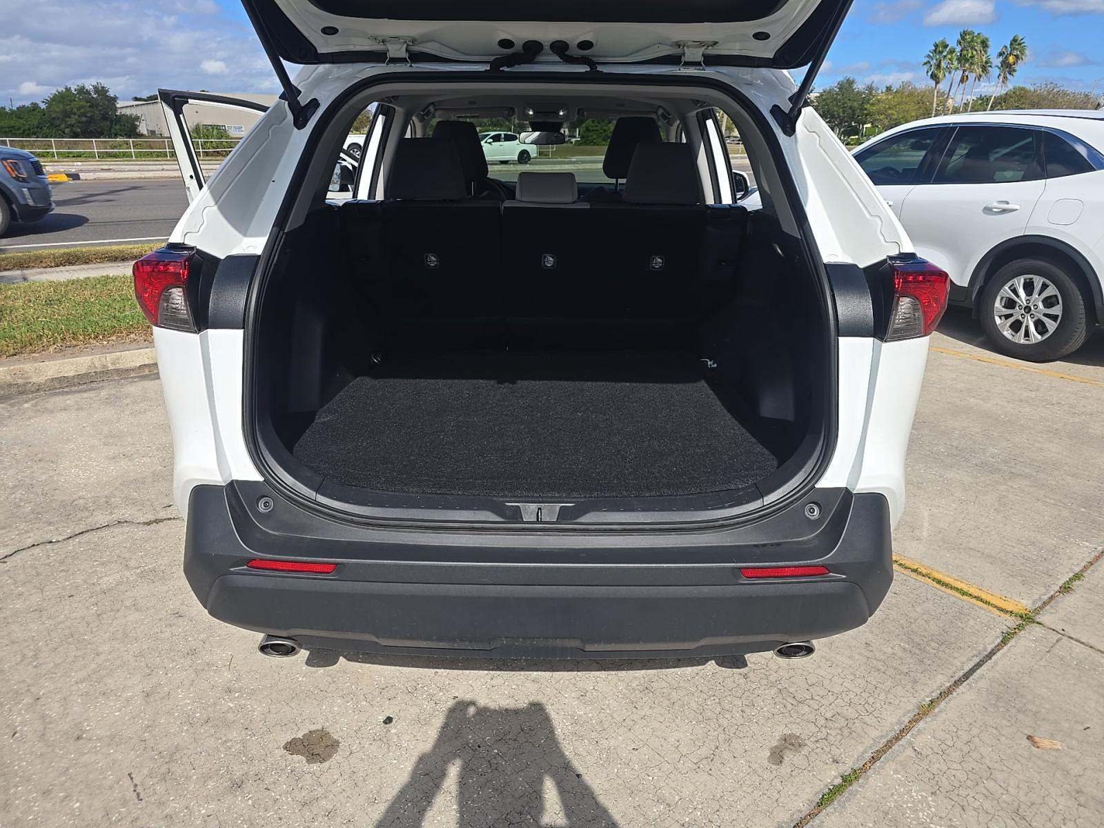 2024 Toyota RAV4 XLE FWD