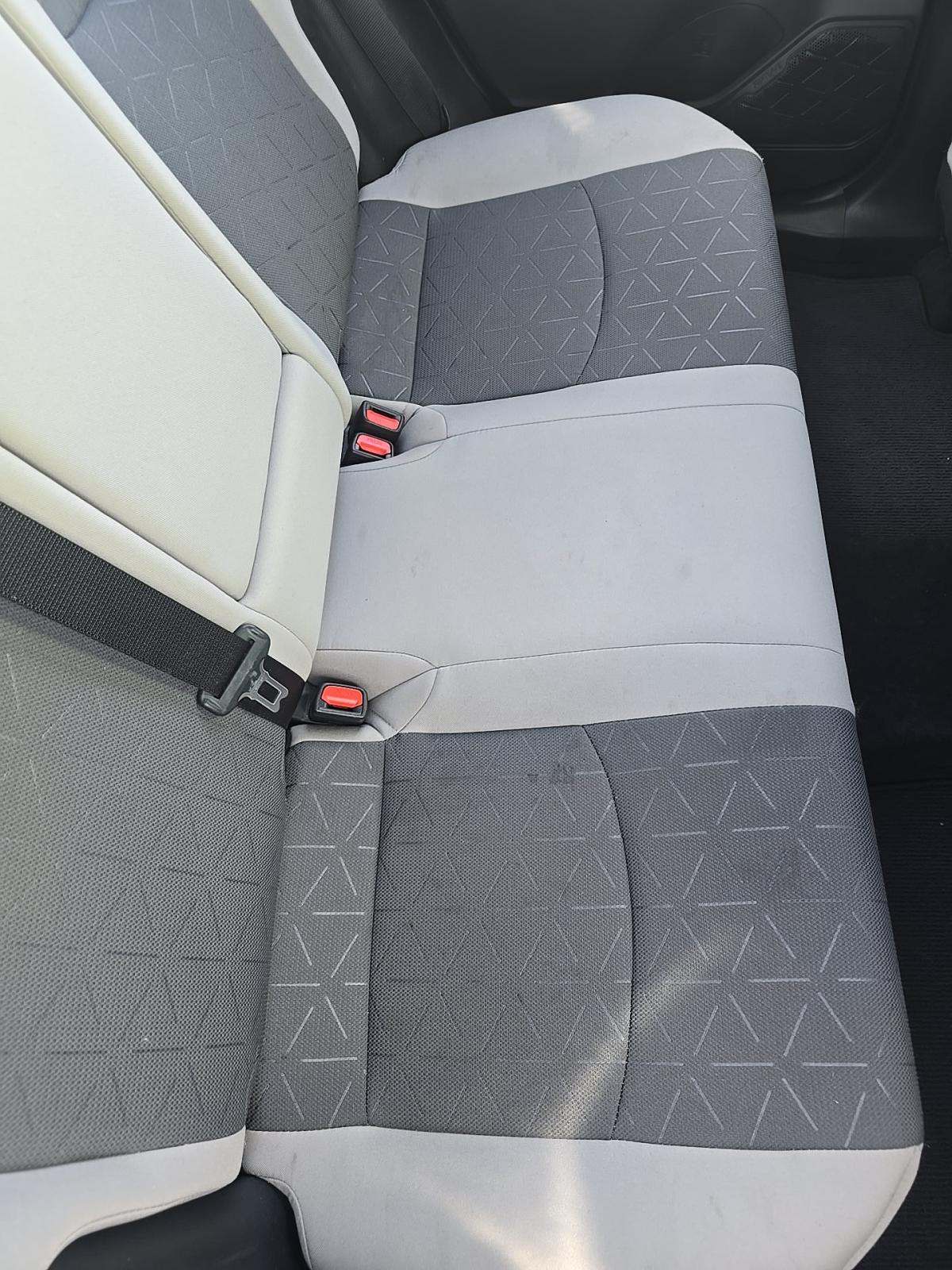 2024 Toyota RAV4 XLE FWD