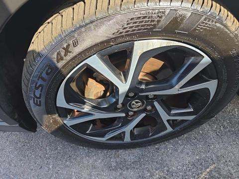 2018 Toyota C-HR XLE Premium FWD