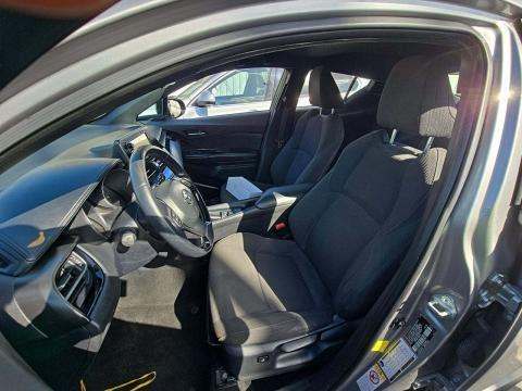 2018 Toyota C-HR XLE Premium FWD