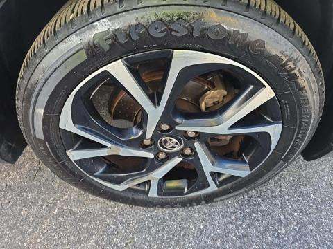 2018 Toyota C-HR XLE Premium FWD